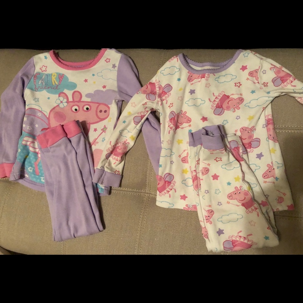 2 sets Peppa Pig pjs